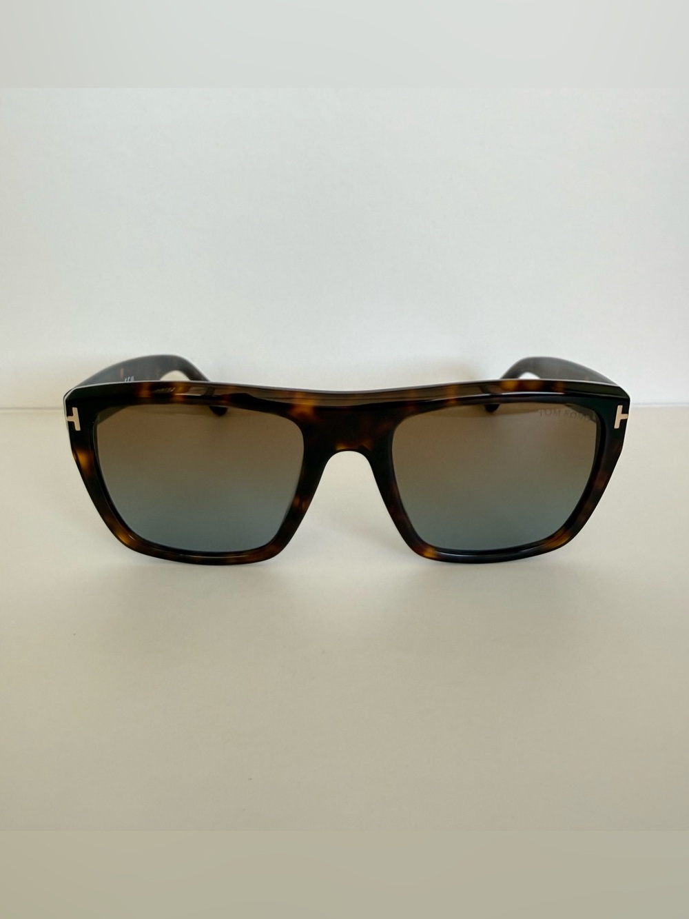 NEW!!! Tom Ford men sunglasses Alberto TF1077 52F Authentic